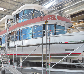 Glücksmomente für alle Beteiligten: Eben noch in der Werfthalle …