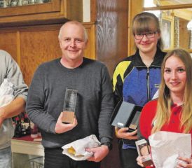 Schützenkönige des Hombergschützenverbands (v.l.): Marco Lüscher, Christoph Hunn, Susi Tanner, Ronya Flühmann, Alfred Hächler.