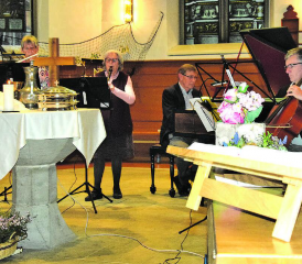Feierliche Umrahmung des Abendgottesdienstes (v.l.): Brigitte Graber, Marlies Bär, Fritz Bär und Severin Lüscher. (Bilder: st.)