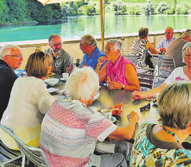 Gemütliche Stunden: Die Kirchgemeinde Gontenschwil-Zetzwil lud zur genussvollen Seniorenreise ein. (Bild: zVg.)