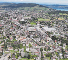 Die Meinungen zu flächendeckendem Tempo 30 in Menziken sind sehr geteilt − mit Auswirkungen auf die Gemeinderatswahlen vom 28. September. (Bild: Nick Schaffner)