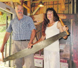 Heidi Mosimann und Oskar Urech feiern am 1. August, um 10 Uhr Wiedereröffnung mit einem Buurezmorge und anschliessendem Grill- und Dessertplausch. (Bild: Raphael Nadler)