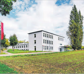 Auf dem Schürmatt-Areal in Zetzwil geht der Betrieb weiter: doch das Coronavirus verändert auch die Betreuung von behinderten Menschen. (Bilder: zVg.)