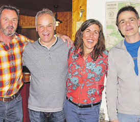 Verabschiedungen und Ehrungen im Vorstand: (v.li.) Jörg Mafli, Paul Rykart, Regula Amsler und Markus Peter. (Bild: zVg.)