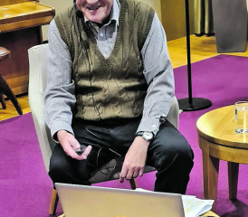 René Fuchs ist ein Garant für einen spannenden Kaminfeuerabend. Der bekannte Autor erzählte von seinen Reportagen der vergangenen Jahre.