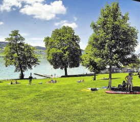 Eine von zahlreichen Perlen innerhalb der Hallwilerseelandschaft: Das Strandbad Seerose in Meisterschwanden. (Archivbild msu.)