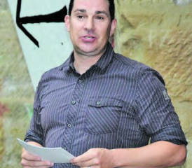 Pfarrer Stephan Gassler: Er begrüsste die Ankommenden und erzählte die Geschichte von König David, sozusagen als Predigt.