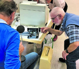 Die Spezialisten decken verschiedenste Schwerpunkte wie Elektronik, Informatik, Holzbearbeitung, Textiles und vieles mehr ab.