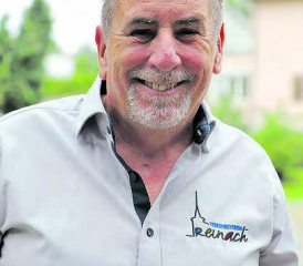 Treibende Kräfte hinter der zweiten Auflage «Musig us aargauSüd» (v.l.): Hans-Peter Urech (Initiant, Moderator und Präsident Verkehrsverein), Peter Siegrist (Präsident der Kirchenpflege), Maja Petrus (Pfarrerin ref. Kirchgemeinde Reinach-Leimbach) und Rudolf Lehnherr (Musiklehrer und Moderator). (Bilder: WB-Archiv/zVg.)