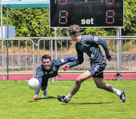 Oberentfeldens Faustballer holen Rang fünf am Champions Cup. (Bild: zVg.)
