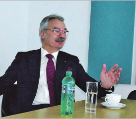 Ex-Verwaltungsratspräsident Robert Vogel: Er verlässt die Bank Leerau, als Folge der Corona-Sicherheitsmassnahmen – heimlich, still und leise. (Bild: st.)