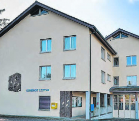 Nicht mehr zuverlässig: Der Verpflichtungskredit zum Heizungsersatz im Gemeindehaus wurde angenommen. (Bild: Werner Münger)