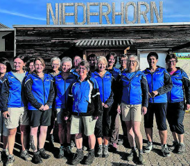 Auf Reisen: Die Turnerinnen vom Frauenturnverein Zetzwil im Berner Oberland. (Bild: zVg.)