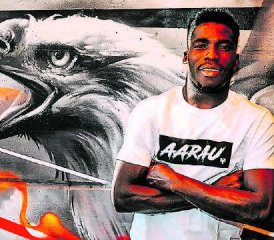 Neu beim FC Aarau: Der 19-jährige Isaac Pappoe nimmt die Rolle eines Perspektivspielers ein. (Bild: Sarah Rölli)