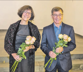 Ein Freudentag für die Kirchgemeinde Reinach-Leimbach: Im Rahmen eines feierlichen Gottesdienstes wurden die neue Pfarrerin Maja Petrus sowie Kirchenpflegepräsident Peter Siegrist in ihre Ämter eingesetzt. (Bild: hg.)