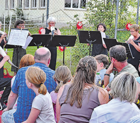 Ungewöhnliche Klänge aus Kuh- und Gämshörnern: Das Ensemble Saltarello an der Bottenwiler Bundesfeier. (Bild: aw.)