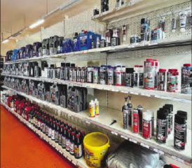 Beim Besuch können das vielseitige Sortiment und das neue Ersatzteillager erkundet werden. (Bild. zVg.)