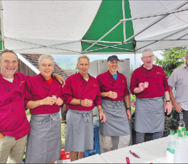 Die Köche vom Goldenen Fenchelblatt sind für den kulinarischen Schmaus nach dem Konzert zuständig. (Bilder: zVg.)