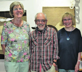 Gut gelaunt bei diesem Besucherstrom: Noes Kempen, Fred Charen und Elisabeth Heuberger (v.l.). (Bilder: st.)