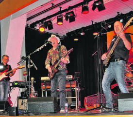 The Rock66 liessen das Forum in Seon vor Begeisterung beben. (Bilder: hh)