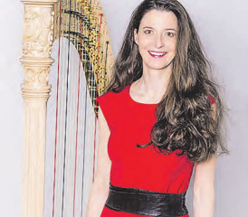 Silke Aichhorn leitet in Menziken einen Harfen-Workshop und spielt anschliessend in der Kirche Gontenschwil. (Bild: zVg.)