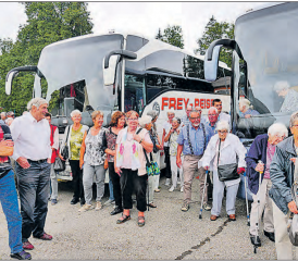 Mit dem Car durch’s Toggenburgerland: Die Kirchgemeinden luden zur Seniorenreise ein. Weitere Bilder auf www.kirche-gz.ch (Bild: zVg.)