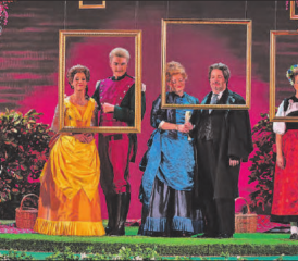 Bis am 30. Oktober kann man den Dreivierteltakten von Johann Strauss lauschen: Infos zu «Wiener Blu(e)t» unter popup-operetta.ch. (Bild: zVg.)