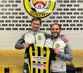 Dany Bolliger, Trainer vom FC Gunzwil und Geri Prudente, sportlicher Leiter, freuen sich auf die weitere Zusammenarbeit.. (Bild: zVg.)