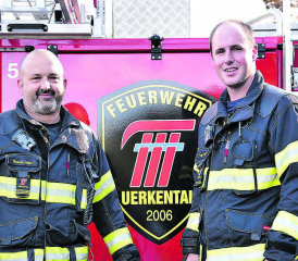 Nach 12 Jahren an der Spitze der Feuerwehr Uerkental übergibt Thomas Räss (links) Ende Jahr das Kommando an seinen Nachfolger Yves Sommer. (Bild: ran.)
