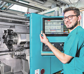 Bei Eichenberger Gewinde nehmen Ausbildungen als Poly- oder Produktionsmechaniker einen immer wichtigeren Stellenwert ein. (Bild: zVg.)