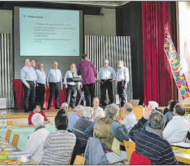 Delegiertenversammlung vom Chorverband Aargau Südwest: Musikalische Begrüssung der 18 Delegierten durch den Männerchor Burg. (Bild: mars.)