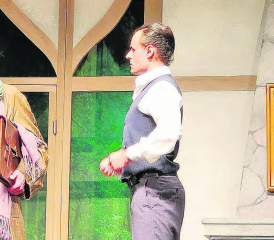 Szene aus dem Kriminaltheater: Das Berliner Emsemble ist ein gern gesehener Stammgast im Saalbau. (Bild: lo.)