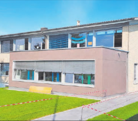Schulhaus Büel: Erst im August 2019 wurde der neue Anbau eingeweiht. (Bild: Schule Beromünster)