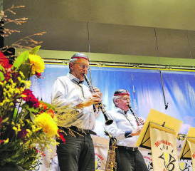 Die Michelsämter Musikanten begeisterten das Publikum mit ihrem musikalisch vielfältigen Programm von Anfang bis Ende.