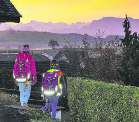 Der Schulweg – ein wichtiges Lernfeld: Auch in Rickenbach ist ein sicherer Schulweg ein viel diskutiertes Thema. (Bilder: zVg.)