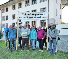 Bereits 2018 wurden 469 Unterschriften für eine Initiative gesammelt: Der Aufwand hat sich gelohnt, die Hegmatte soll nun doch eine grüne Wiese bleiben. (Archivbild: zVg.)