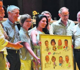 Alle erkannten sich problemlos: Diese Sammlung von Karikaturen wird noch lange an das 10-Jahr-Jubiläum von Spitex Suhrental Plus erinnern. (Bilder: st.)