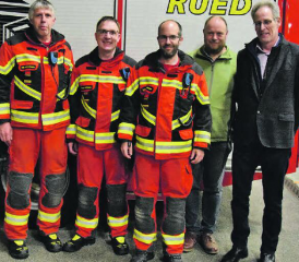 Per 1. Januar 2025 wird die Stabübergabe erfolgen (v.l.): Ueli Sommerhalder und Roger Hofmann, Dominic Matter sowie Gemeinderat Markus Bolliger (Schlossrued) und Vizeammann Heinz Sommerhalder (Schmiedrued). (Bilder: st.)