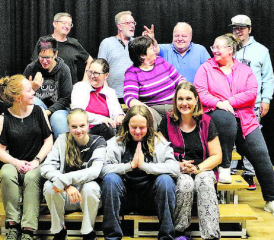 Das Theater BühnenVirus22 Gränichen präsentiert jedes Jahr ein neues Stück. Wichtig ist ihnen: Es soll die Zuschauer zum Lachen bringen.