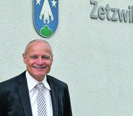 Der Gemeindeammann Daniel Heggli ist froh und dankbar, bereits ein motiviertes OK für das Dorffest im Jahr 2026 gefunden zu haben. (Bild: zVg.)