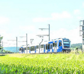 Die nächsten Investitionen stehen bei der Aargau Verkehr AG bereits an: Bald kommen weitere Niederflurtriebzüge des Typs ABe 4/8 «Saphir II». (Bild: zVg.)