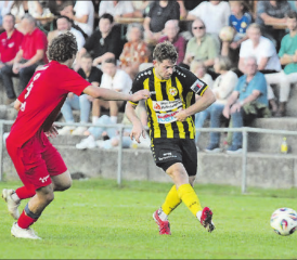 (Archivbild: Otto Lüscher) Thimo Fleischli (rechts) traf zum 2:1
