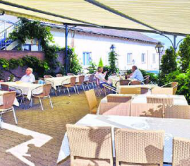 Ausflugsziel in Ihrer Nähe: Das Hotel-Speiserestaurant Hallwyl (Bild: zVg.)