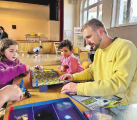 Für Gross und Klein gab es vieles zu entdecken und auszutesten. (Bild: dr.)