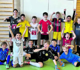 Die «Oranjes» obsiegten: Im Final gegen Kroatien setzte sich dieses muntere Fussballteam überlegen durch. (Bild: zVg.)