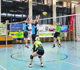 16 Mannschaften sind dabei: Am kommenden Samstag sind in den Turnhallen Kubus spannende Volleyball-Spiele zu sehen. (Bild: zVg.)