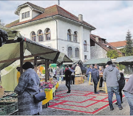 Ein Märt begeistert: Der Birrwiler Dorfmärt blickt auf eine erfolgreiche zweite Saison zurück, im 2020 soll’s weitergehen. (Bilder: zVg.)