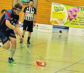 Loks Verteidiger Andreas Frey schoss sein Team gegen Grünenmatt in die Verlängerung. (Bild: Roland Jaus)
