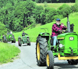 Hier geht es Richtung Benkelpasshöhe: Grün scheint hier während kurzer Zeit mal vorzuherrschen. (Bilder: st.)