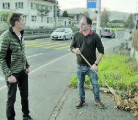 Das Aufräumen nützte nichts. Nach dem Besuch von Restauranttester Daniel Bumann (l.) ging es mit dem Restaurant von Matthias Halbeck weiter bergab. (Bild: zVg.)
